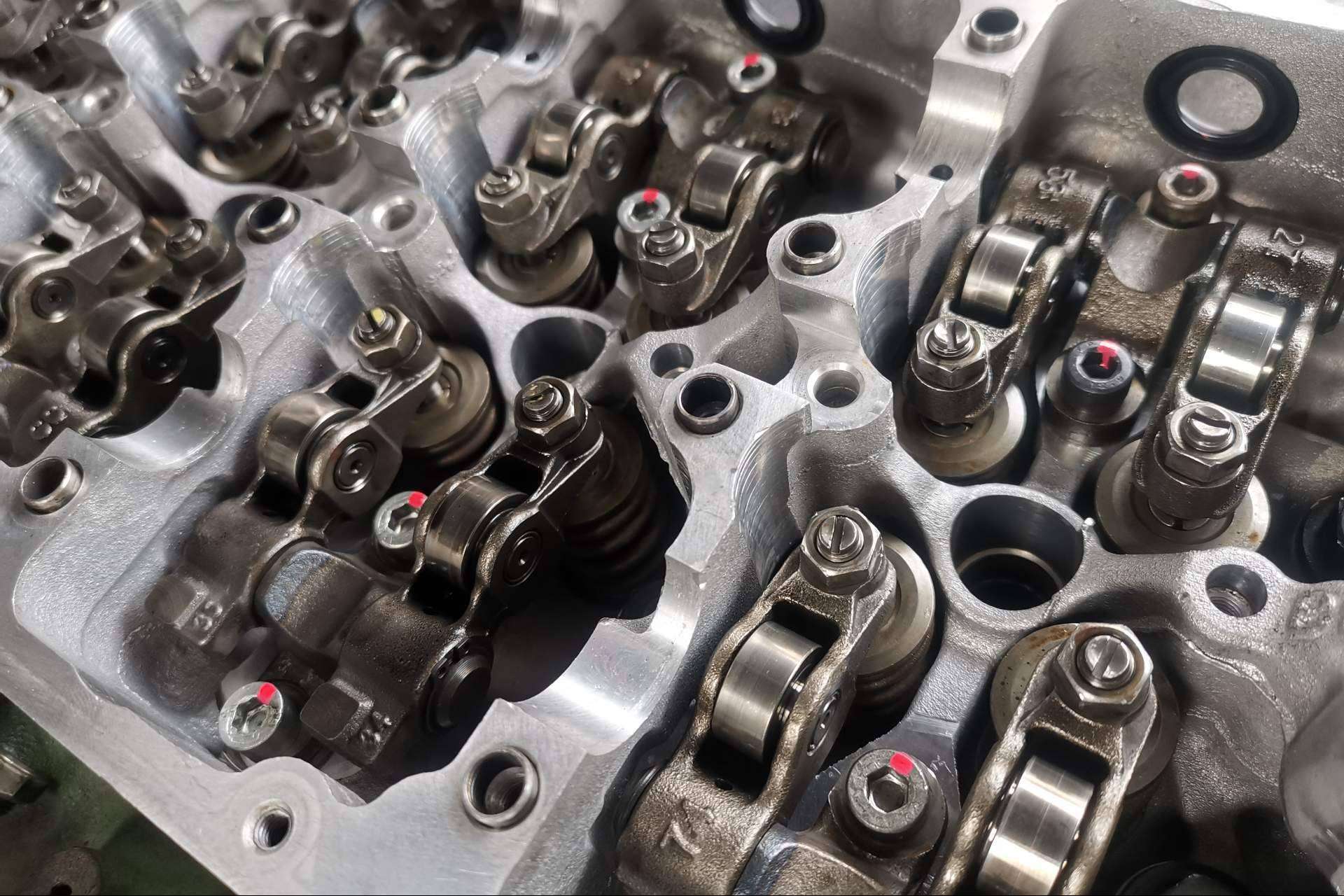 Evitar el desgaste por roce de las piezas del automóvil a través del tratamiento antifricción de Eco Carburante Motor