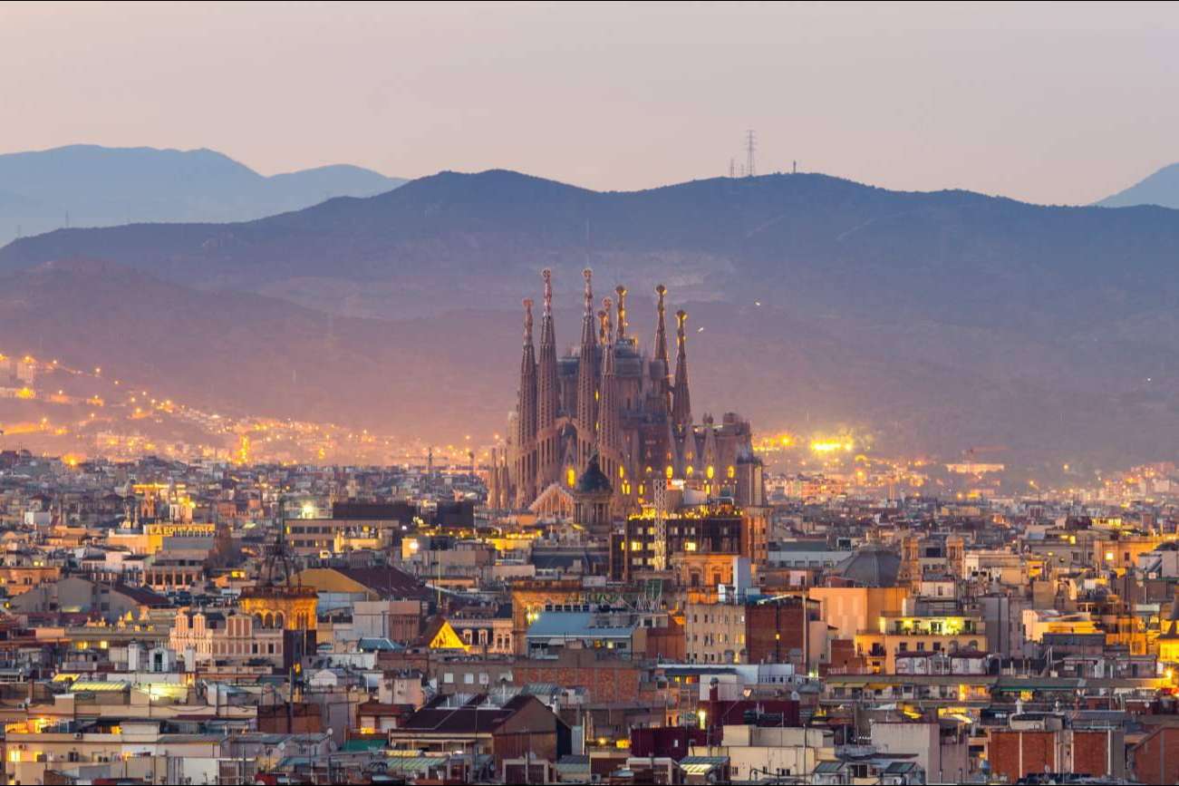 Barcelona, una ciudad ideal para hospedarse temporalmente