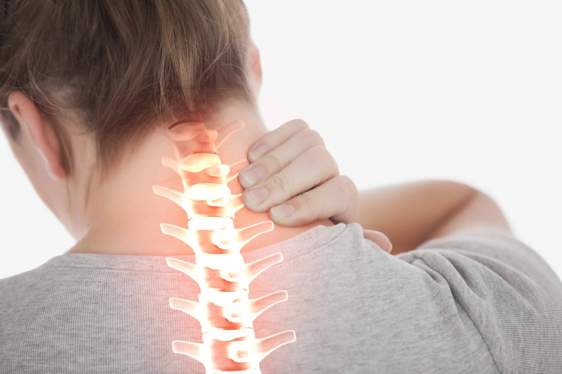 Tratar la cefalea cervical con fisioterapia especializada, con eFISIO