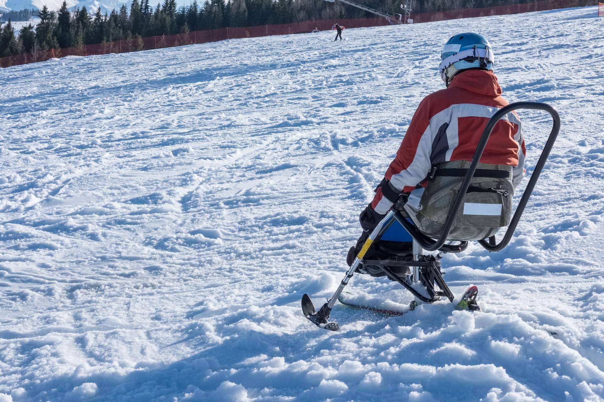 Deporte adaptado con Travegali.com, las pistas de esquí adaptadas