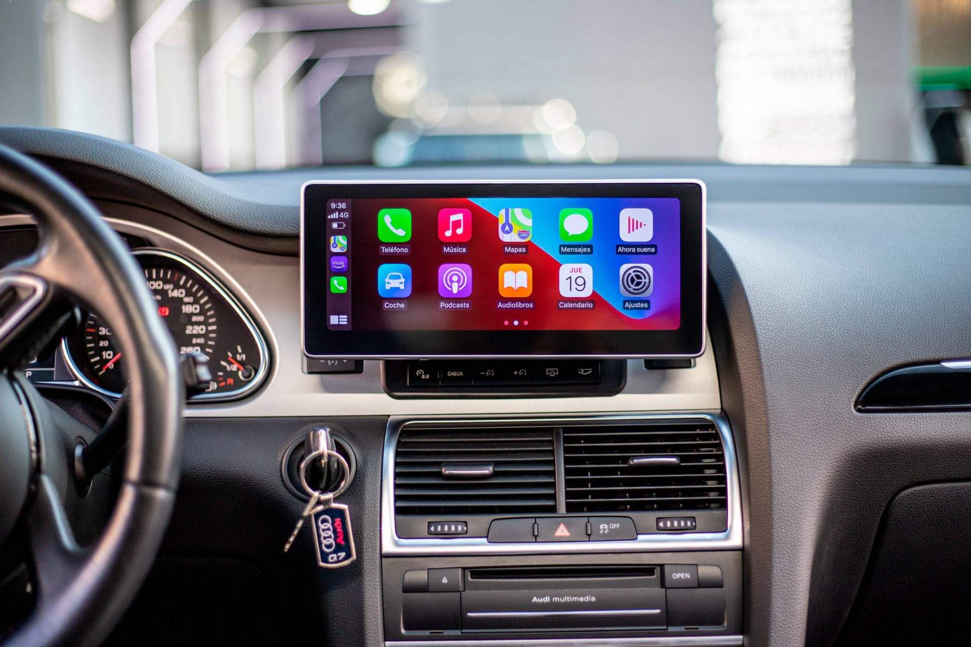 Instalación de pantallas CarPlay Android Auto por Madrid Audio