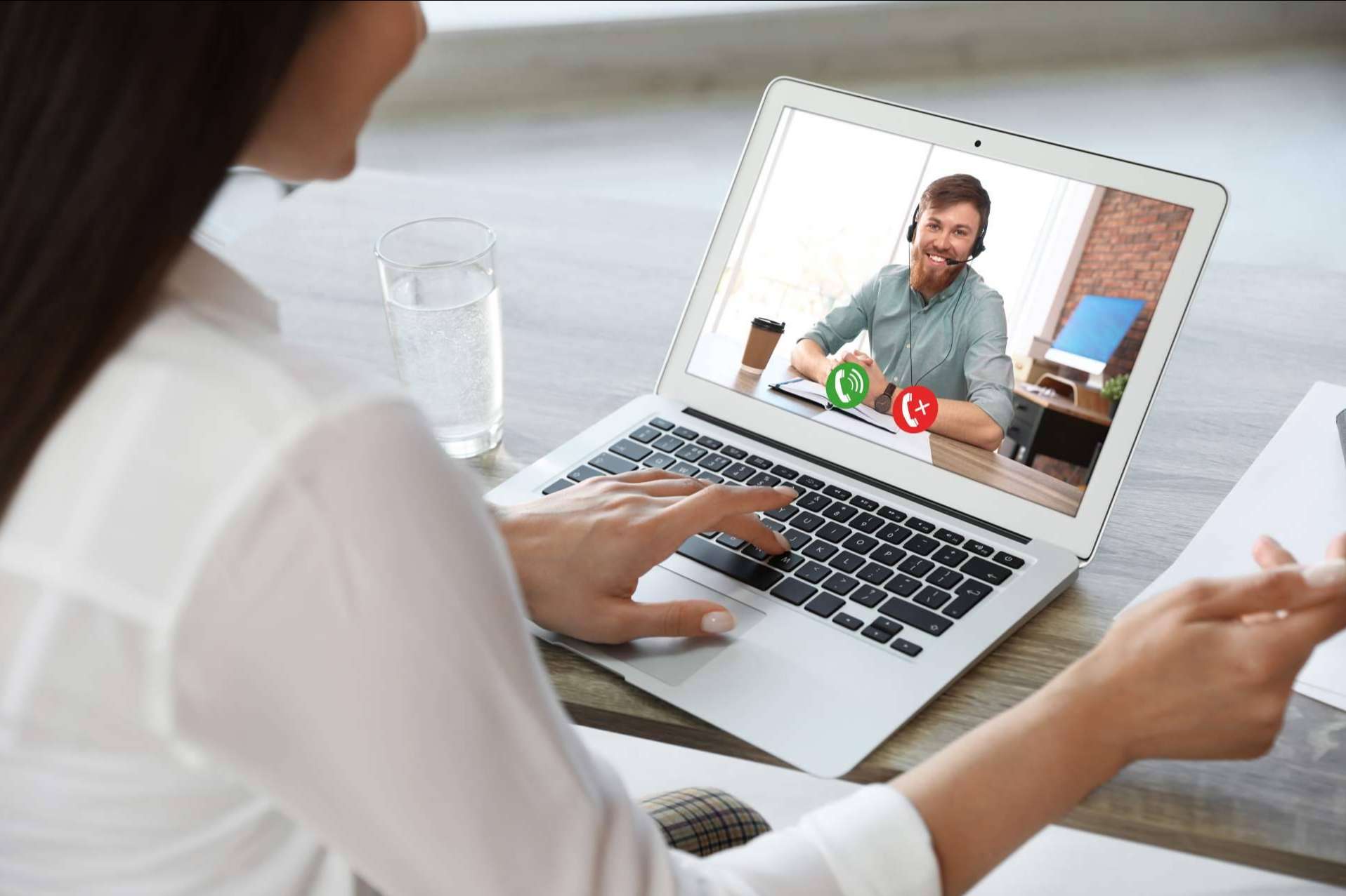 Beonlinesoluciones: telefonía e internet para profesionales y empresas