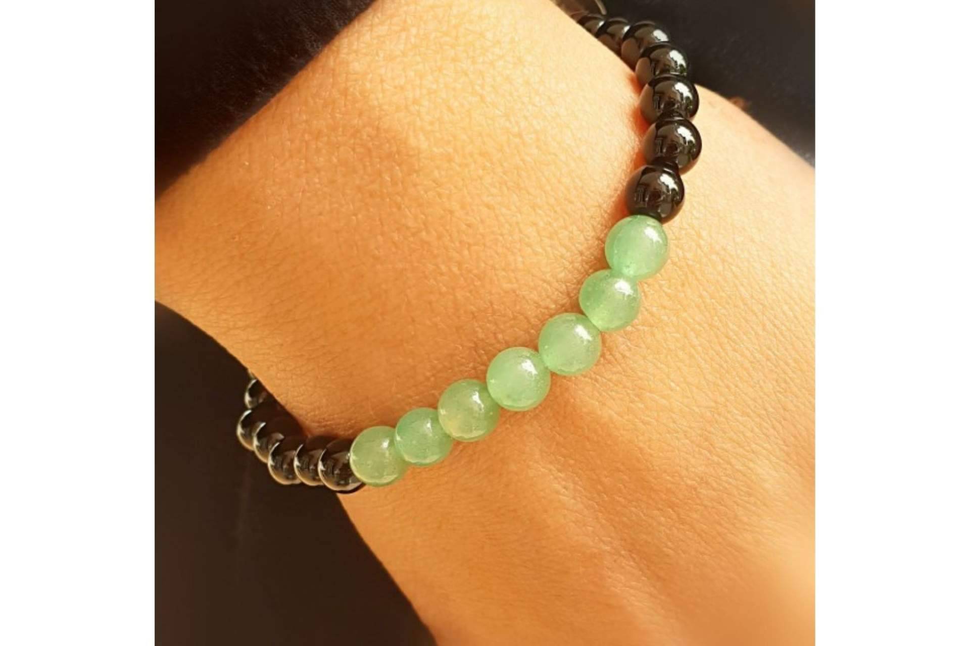 Tierra de Gemas: colgantes y pulseras de piedras energéticas