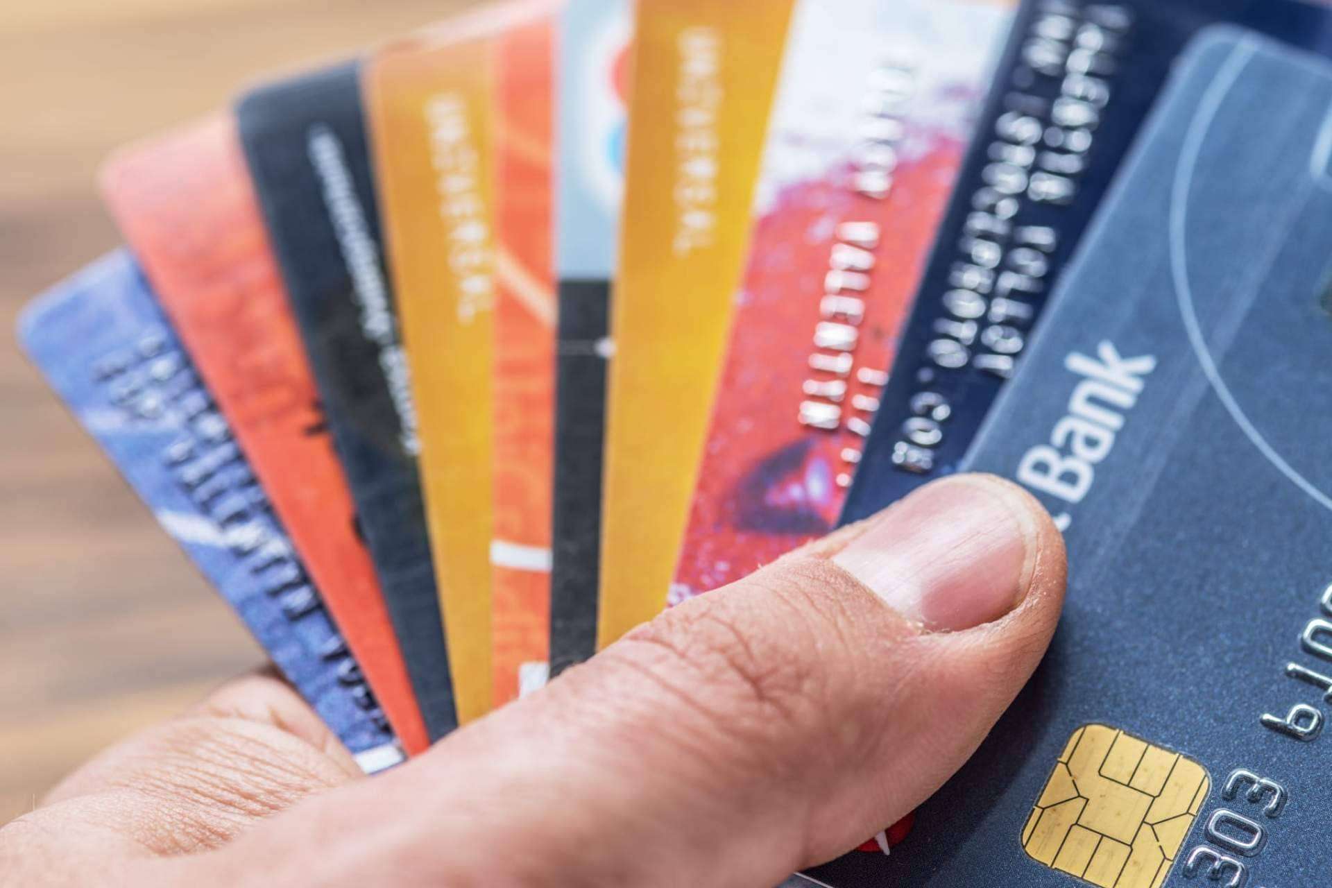 Sello Legal Abogados expone el problema que suponen las tarjetas revolving