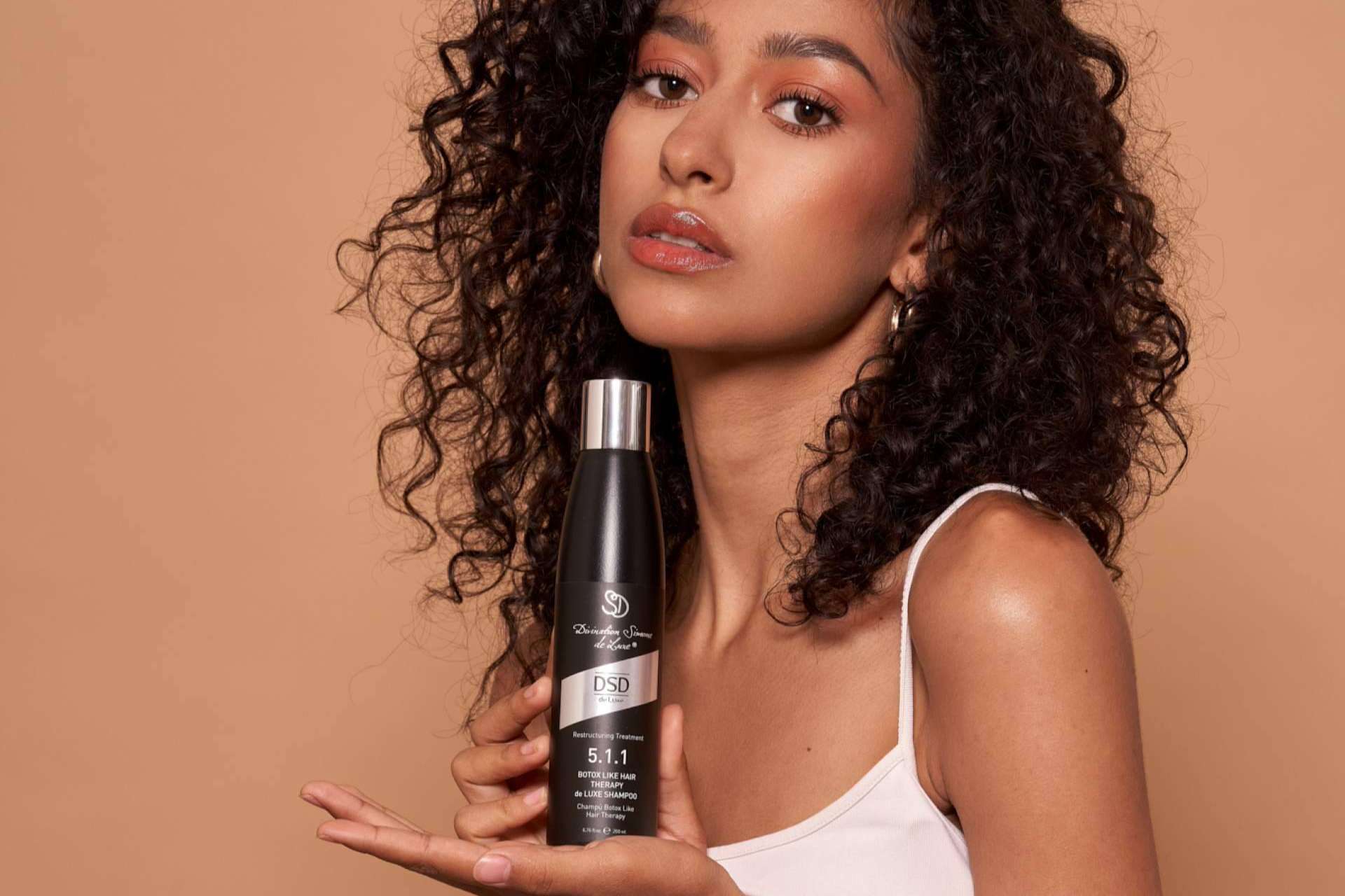 Línea 5, una de las mejores líneas de productos para el cabello de la mano de DSD
