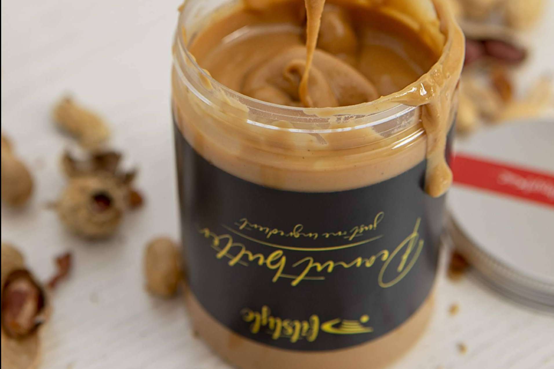 Cremas de frutos secos, producto estrella en los desayunos, según FITstore