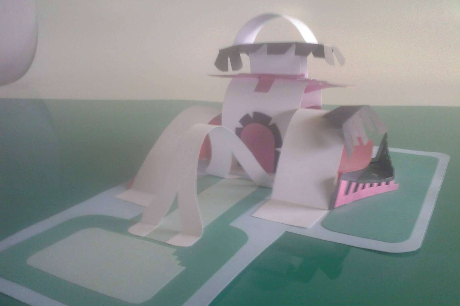 El taller de maquetas con cartulinas de El Pintor de Internet para todas las edades