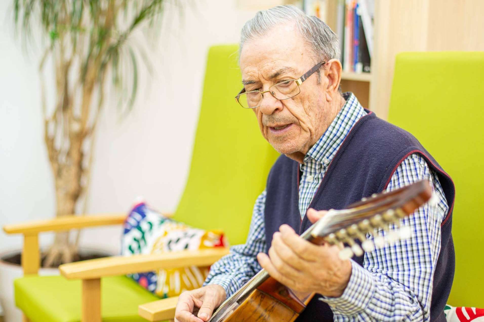 Rehabilitación de párkinson en Madrid de la mano de Salus Mayores