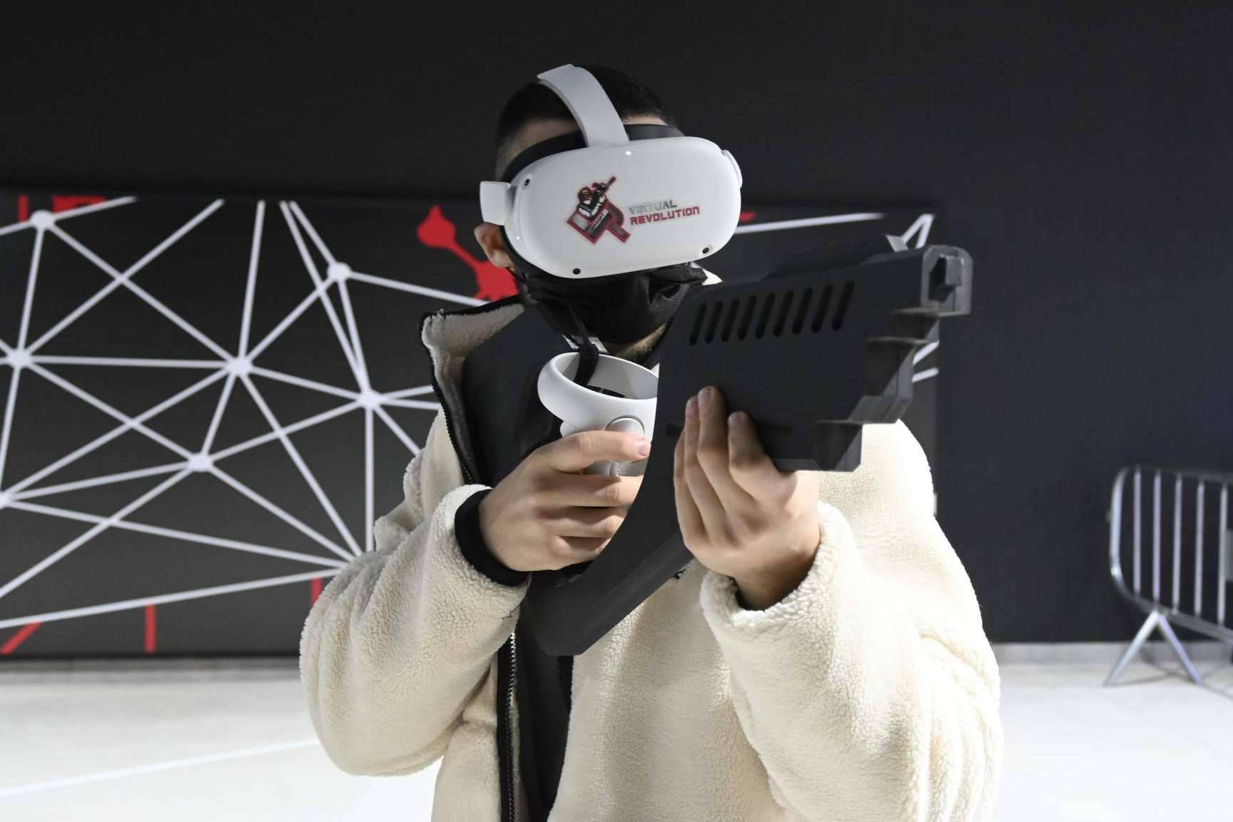 VR Airsoft lleva a Extremadura y Canarias experiencias de realidad virtual de última generación