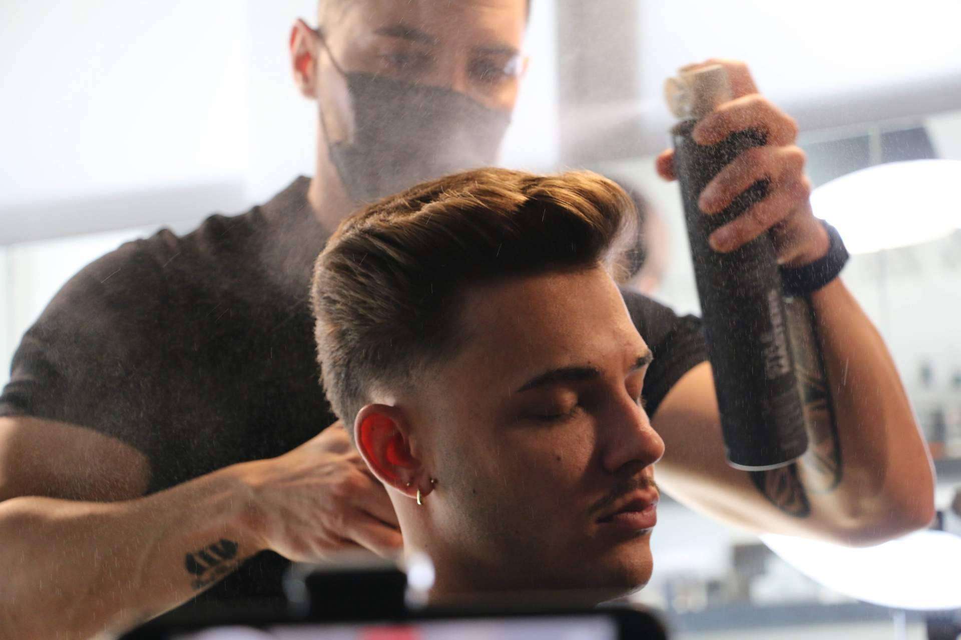 Academia de barbería en Alicante con Lords & Barbers