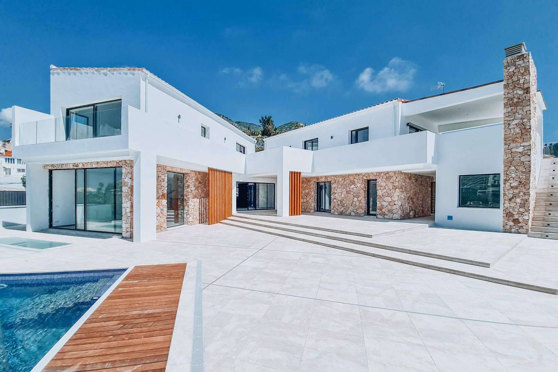 Construcción residencial de calidad por la empresa constructora Herysan