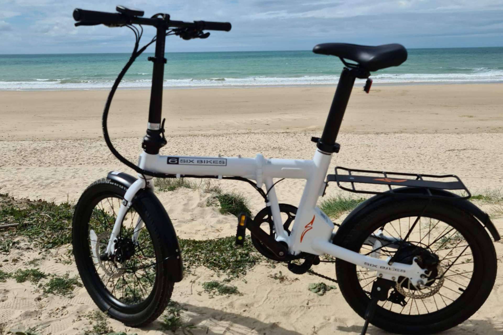 Alquiler de bicicletas eléctricas en Costa Ballena a domicilio