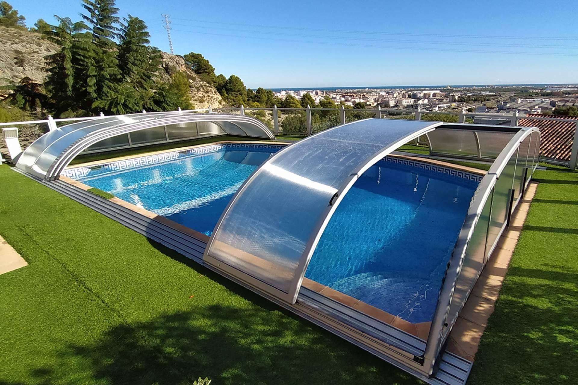 COVERTTO instala cubiertas de piscinas para protegerlas durante todo el año