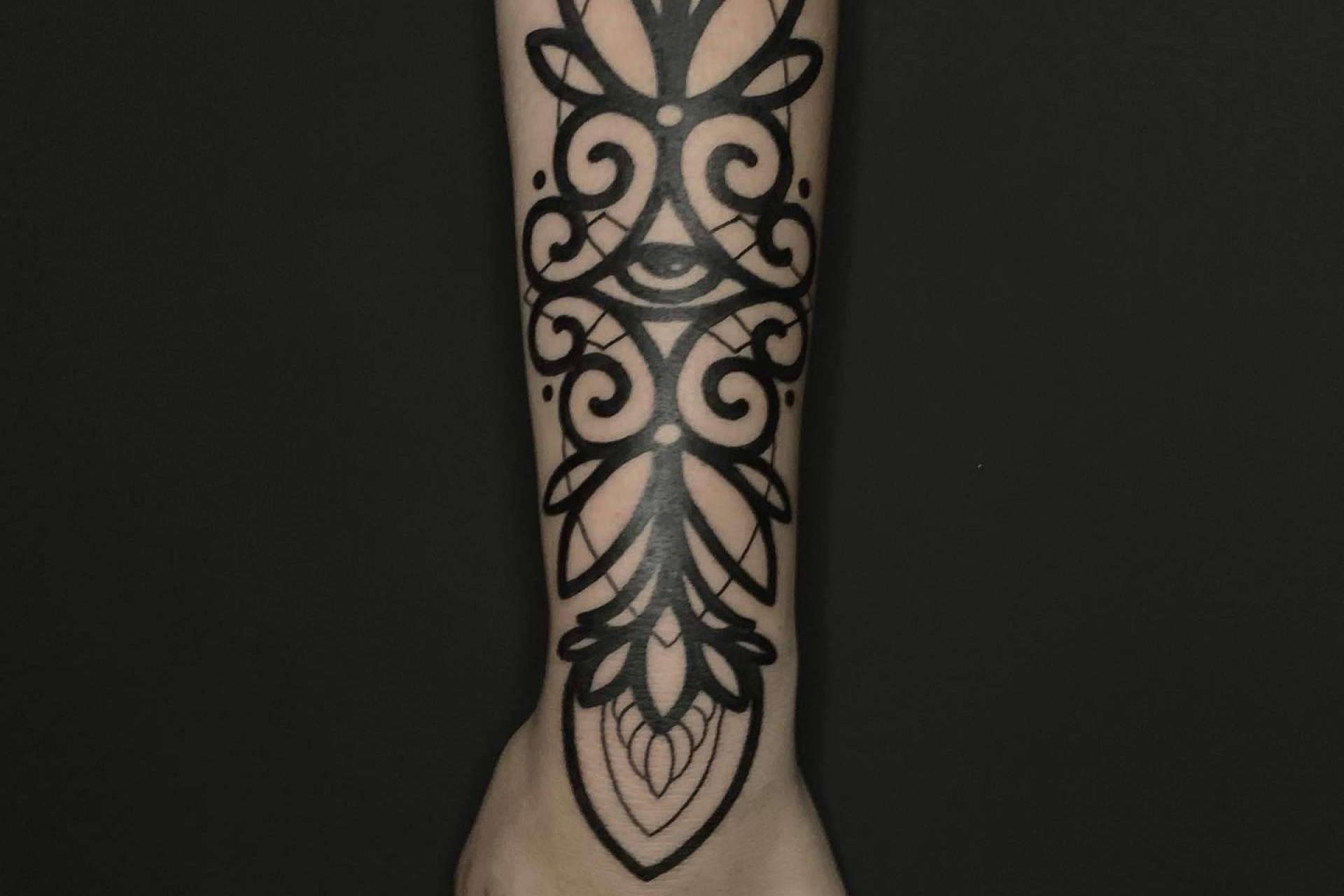 ¿Cómo curar un tatuaje?, por los expertos de Steel of Doom