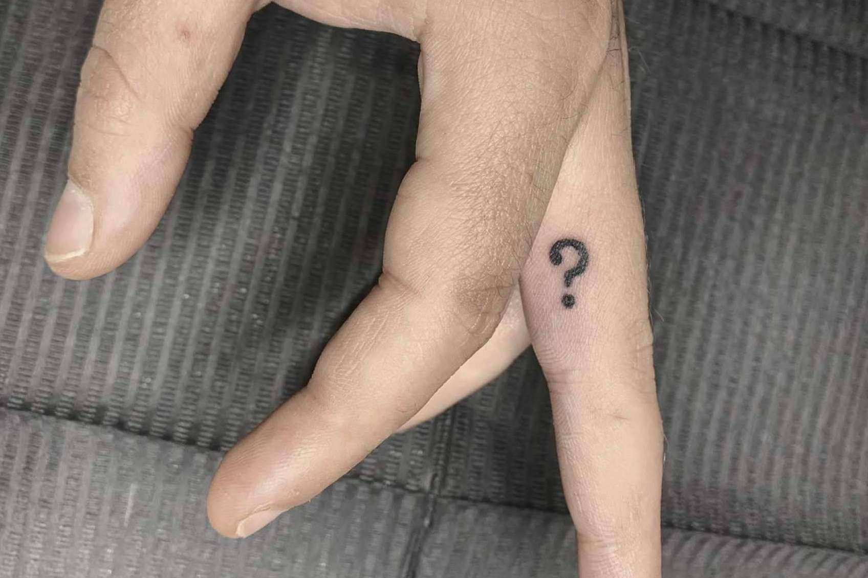 La tendencia de los mini tattoos, de la mano de Steel of Doom