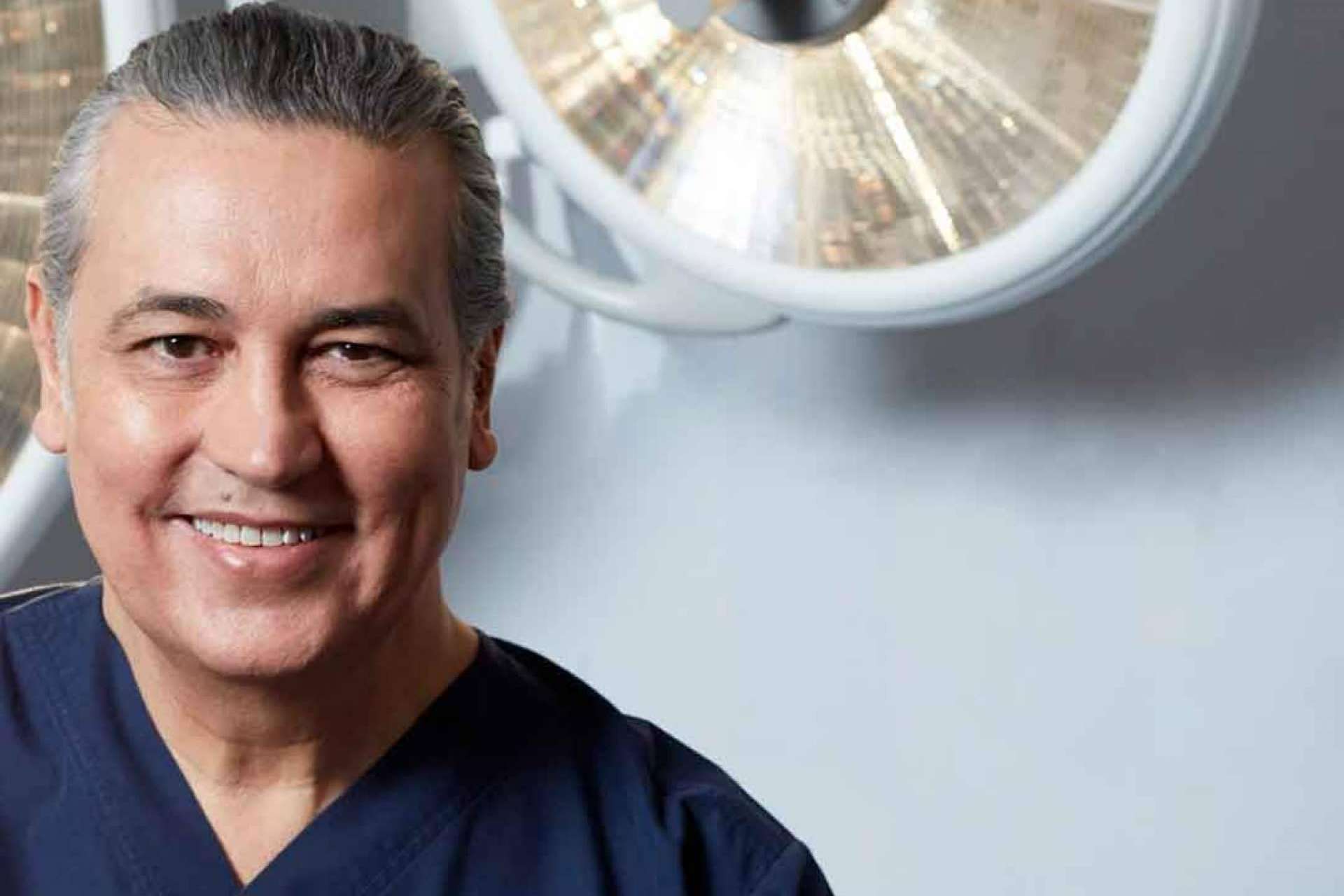 Dr. Jorge Planas es uno de los mejores cirujanos plásticos, según Forbes