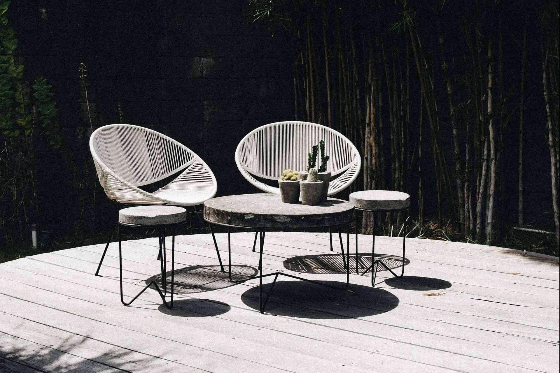 Ambientes exteriores cómodos y modernos con los muebles de jardín de Buychester