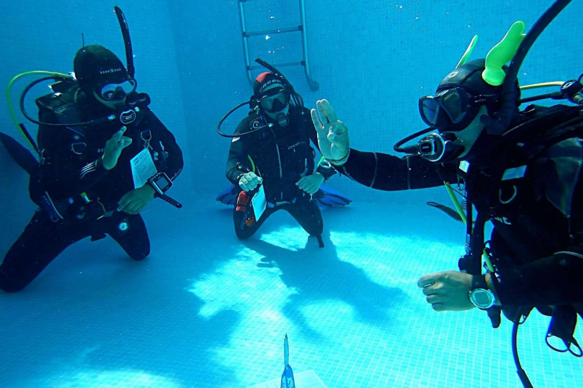 ¿Por qué hacer ahora el curso de Instructor de buceo PADI?, por Miguel Coll