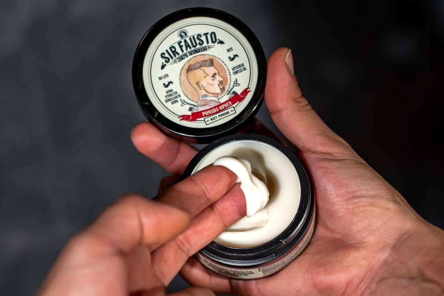 Sir Fausto ofrece productos de peinado masculino para todo tipo de cabellos