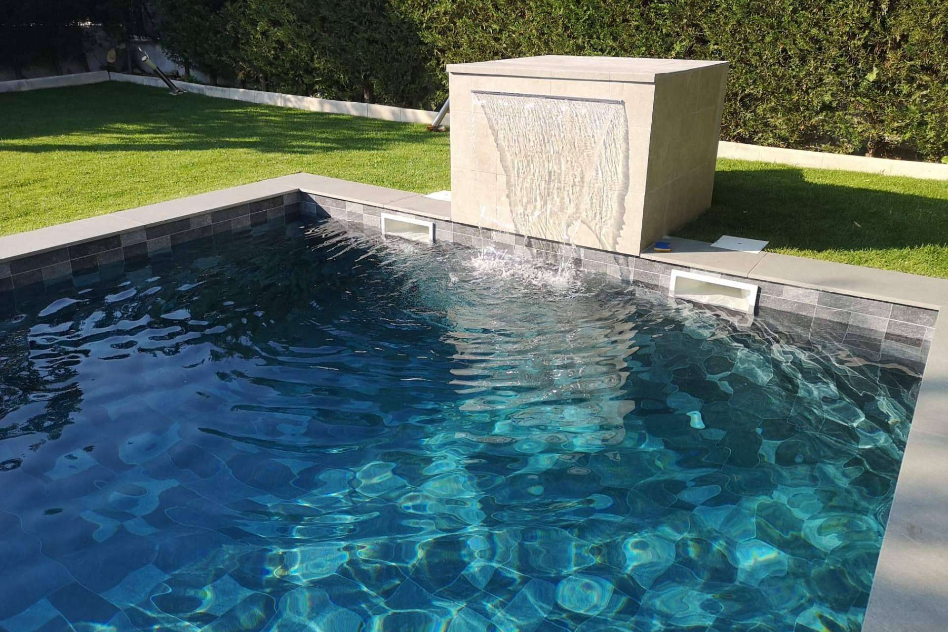 Esencial Pool y su sistema de calentamiento pasivo de la piscina