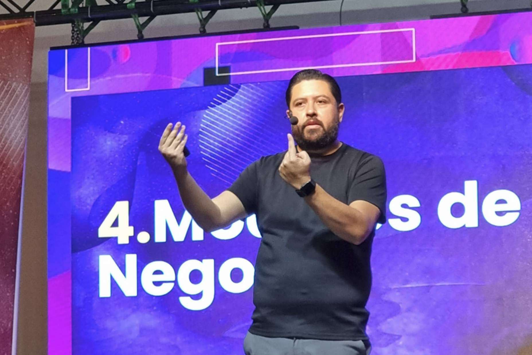 Ricardo Gutiérrez ayuda a multiplicar las ganancias de cualquier empresa con su agencia de Escalamiento