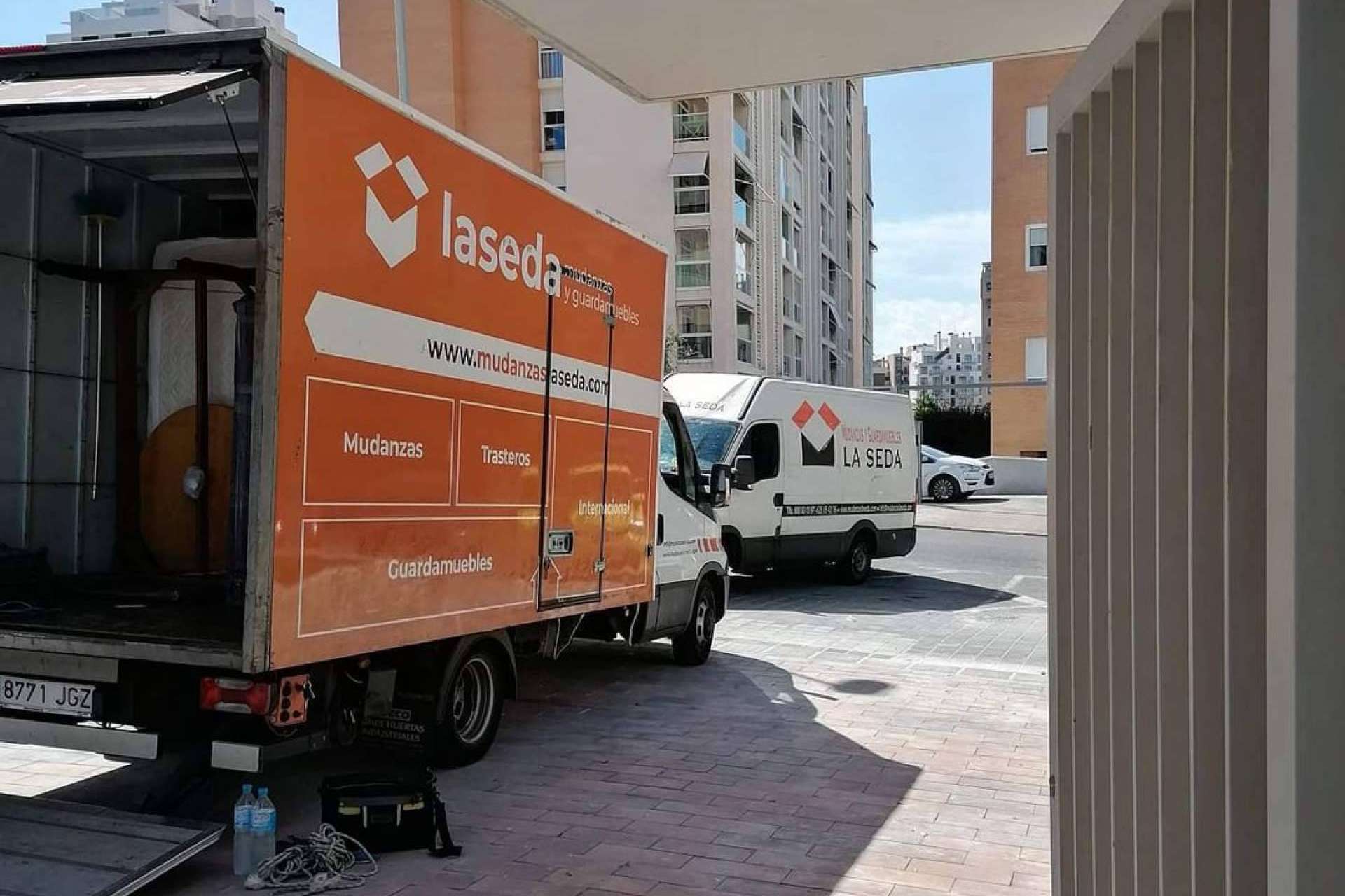 ¿Cómo saber qué objetos se deben descartar a la hora de hacer una mudanza?, por La Seda