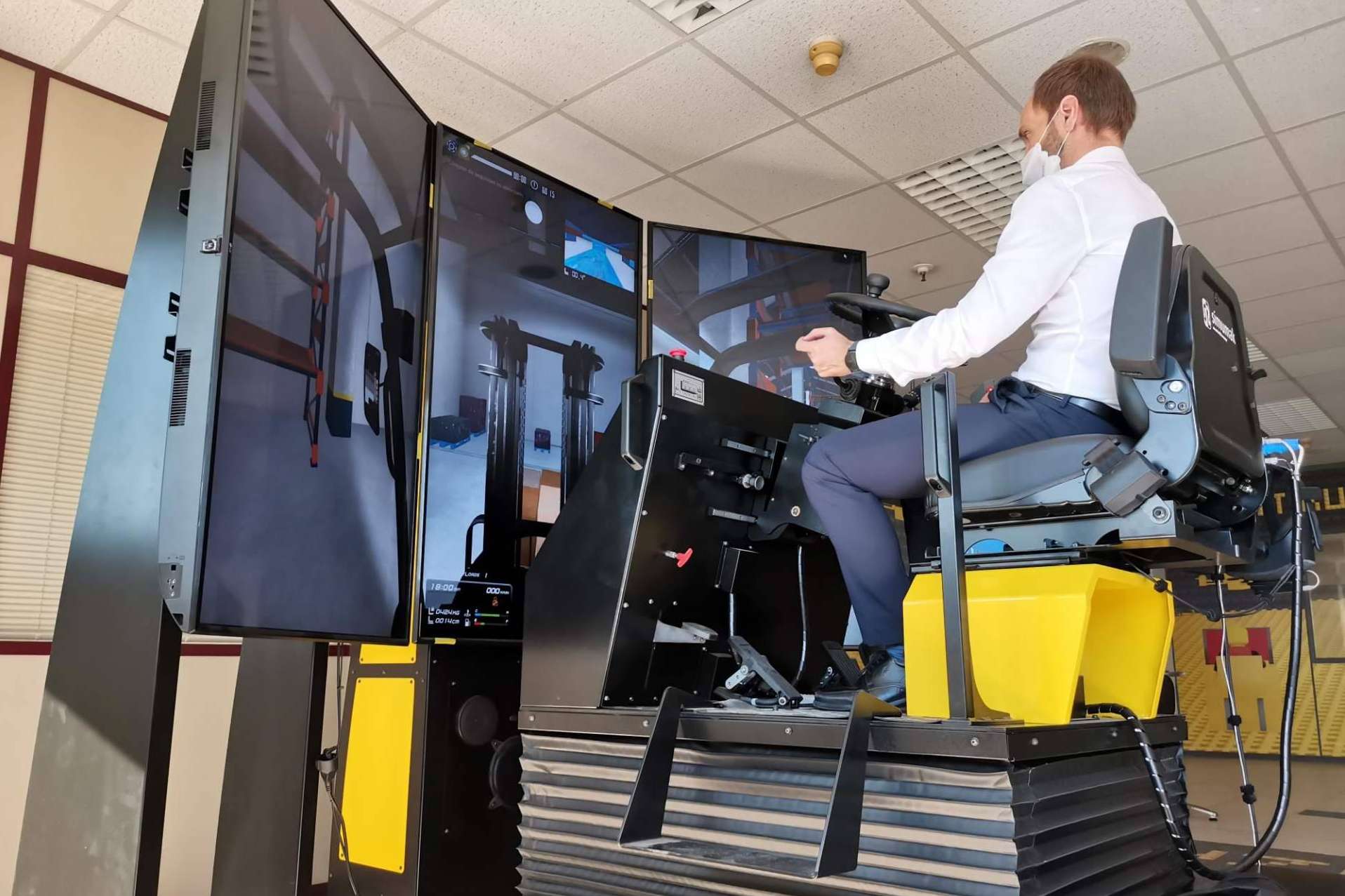 Crece la formación para carretilleros con simuladores en las empresas logísticas