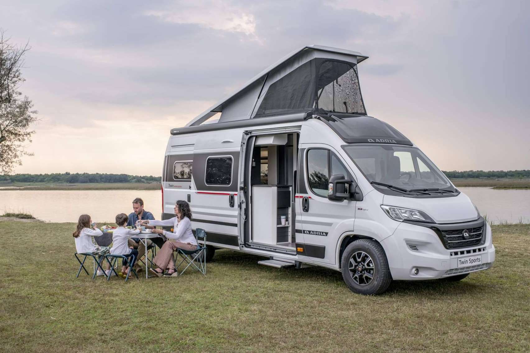 Camper Wheels Rent apuesta por su crecimiento y expansión en España inaugurando un centro en Palma de Mallorca