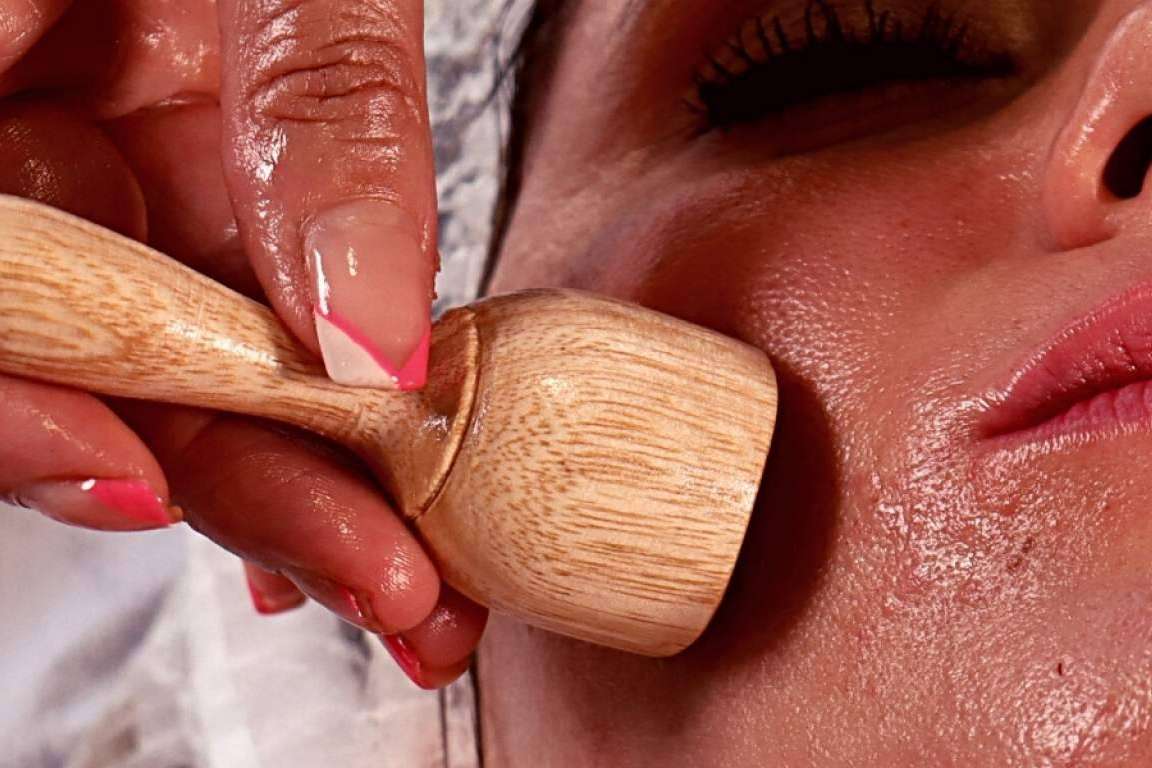 Todo lo que se debe saber sobre la maderoterapia facial, por Dori López