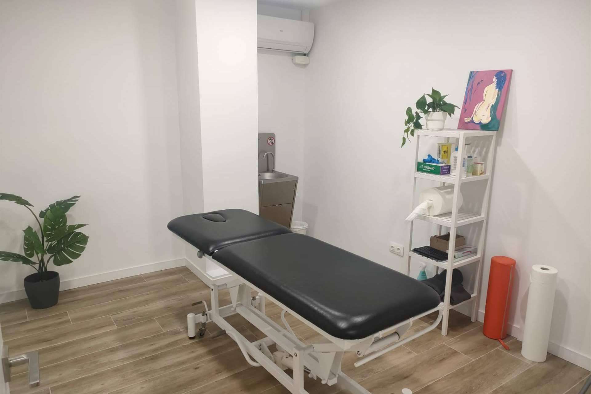 Vivir sin dolor. Clínica Axial abre un nuevo centro de fisioterapia en Barcelona