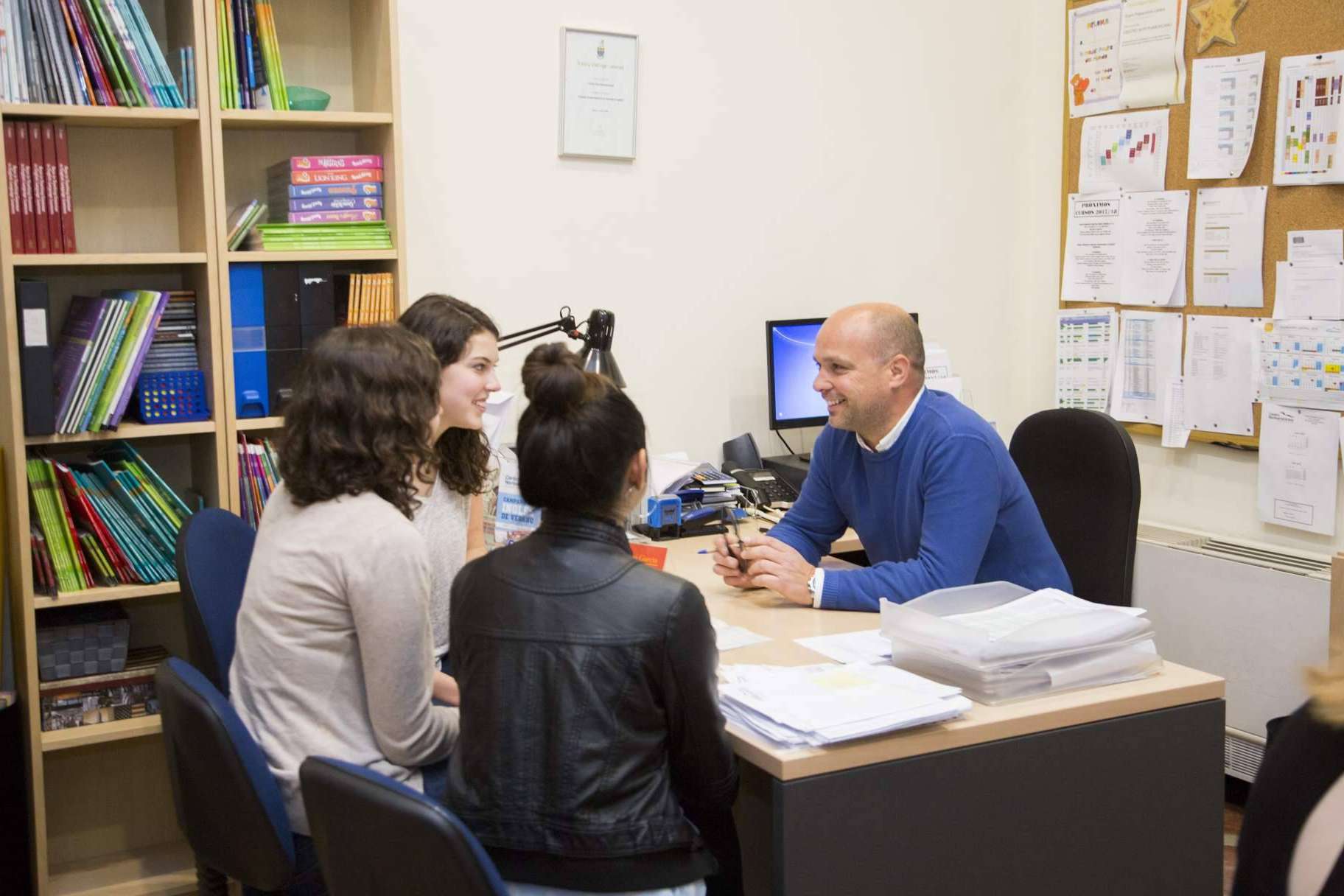 Cursos intensivos de inglés en Sevilla, con Centro Norteamericano