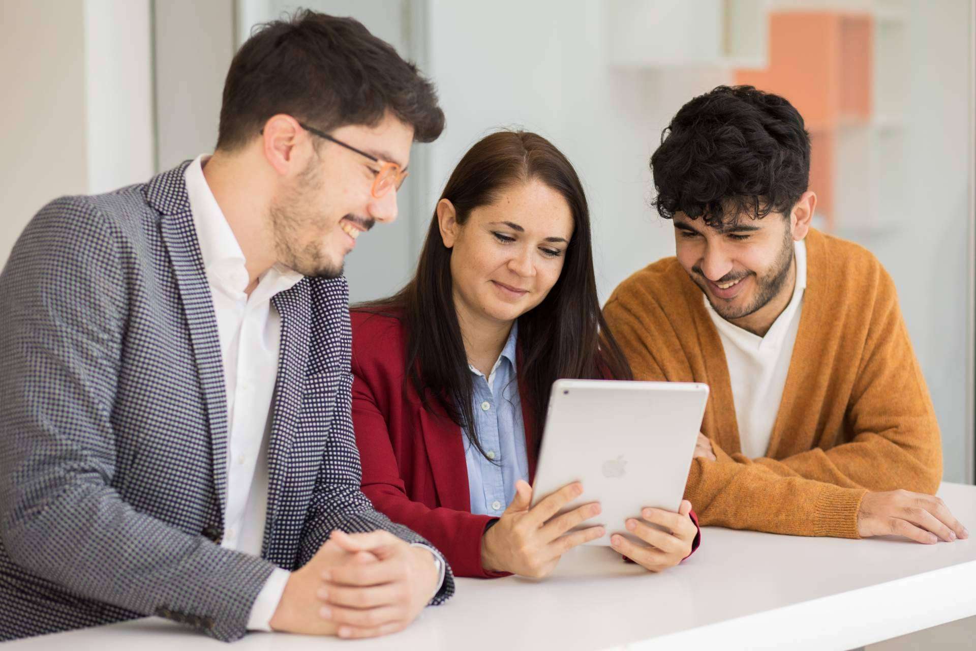 Klawter, una agencia de marketing digital enfocada en objetivos de negocio
