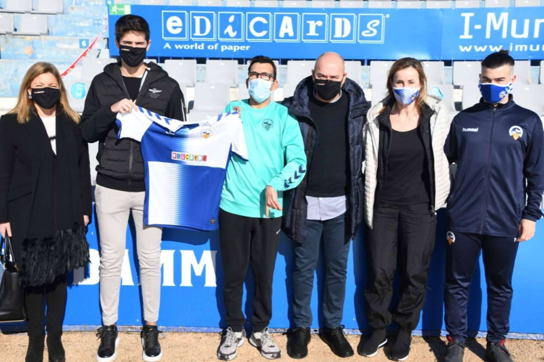 Edicards demuestra su compromiso social a través de su colaboración con la academia de futbol inclusivo CE Sabadell