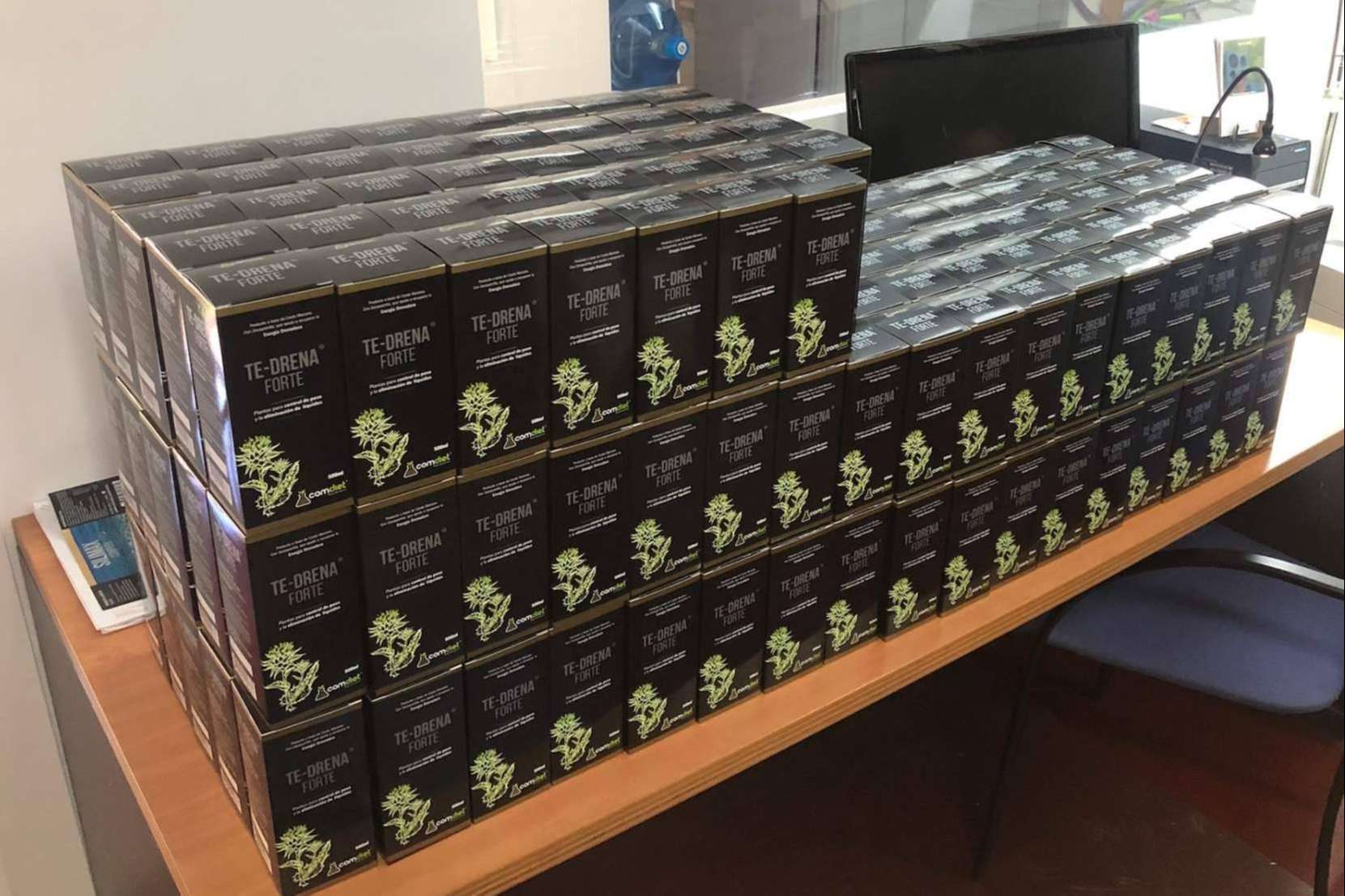 Comdiet Roig Laboratorios y sus productos naturales para bajar de peso, las cápsulas SlimSalu y el detox Te-Drena Forte