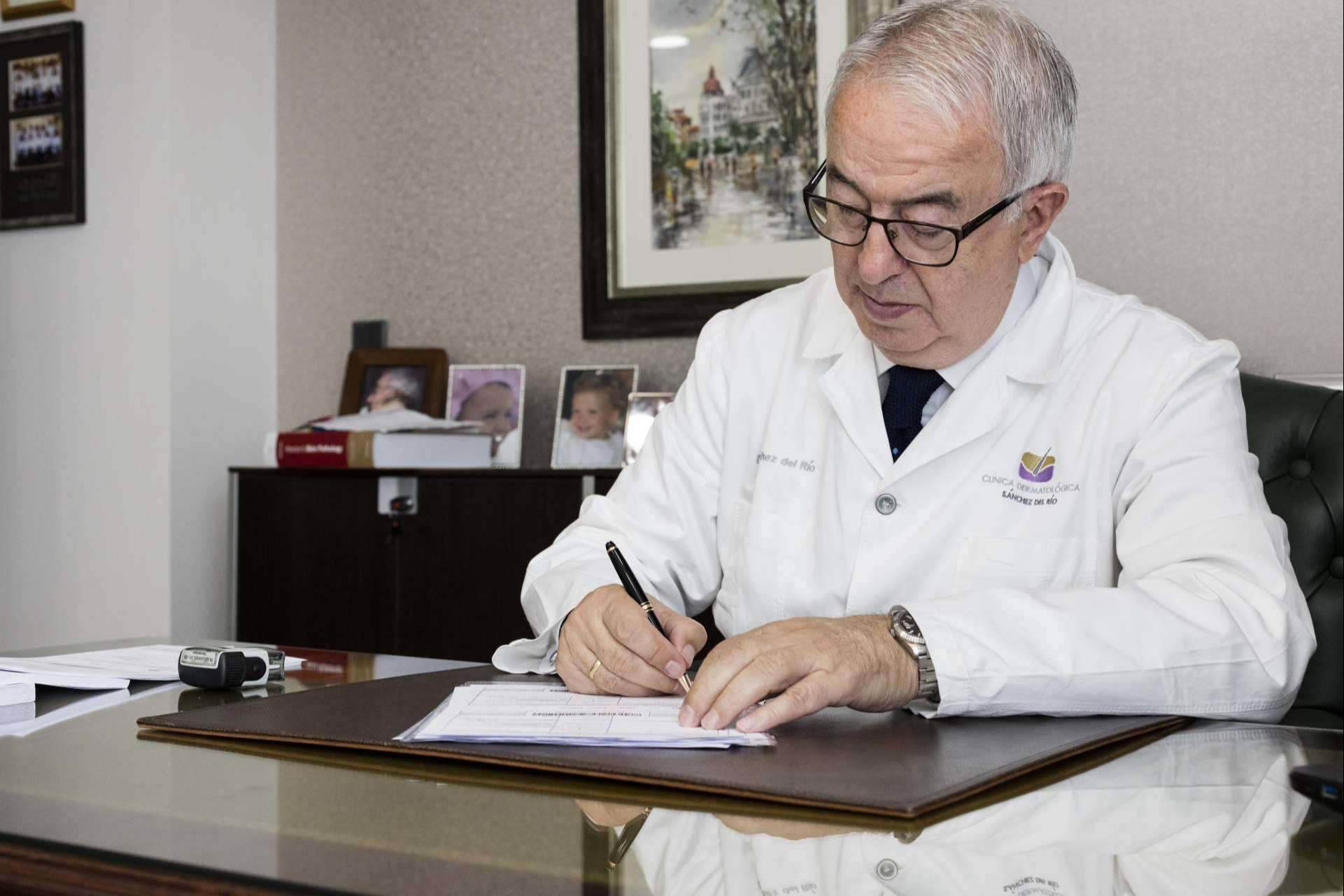 Dr. José Sánchez del Río, la trayectoria de una eminencia de la dermatología