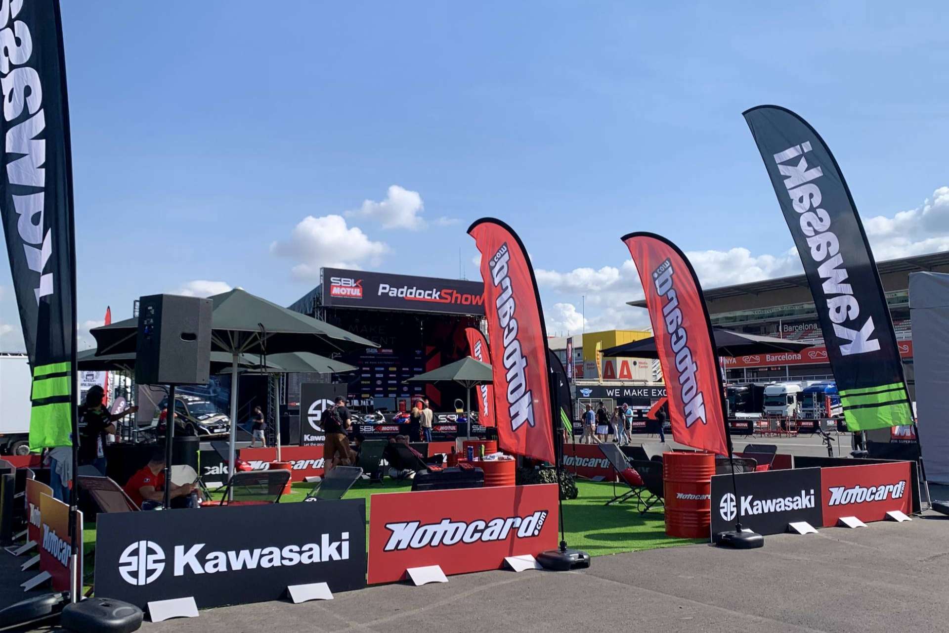 El Paddock Village Motocard/Kawasaki, punto de referencia en el Catalunya WorldSBK