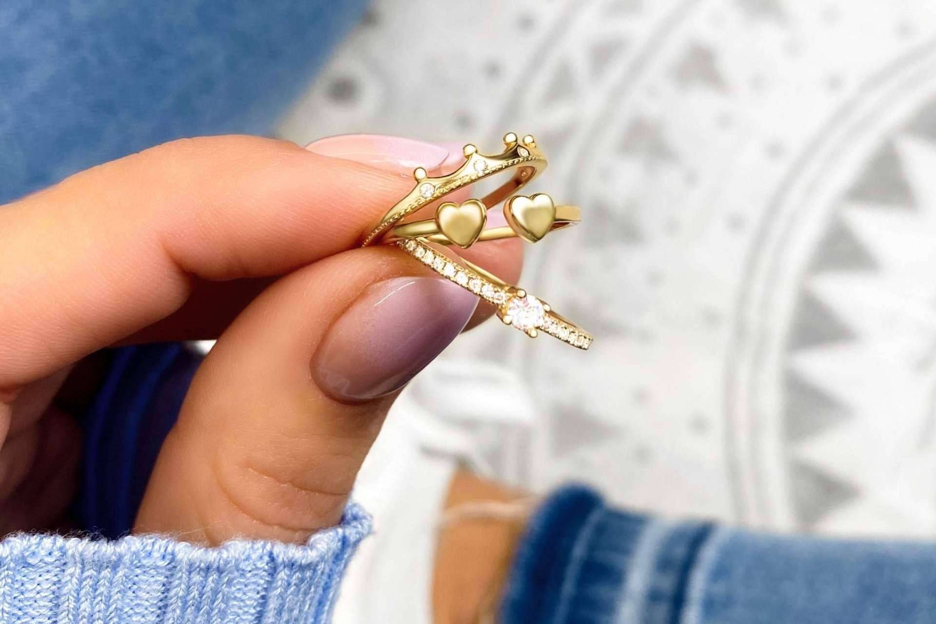 Le Petit Marie ofrece una amplia colección de anillos de plata de la más alta calidad