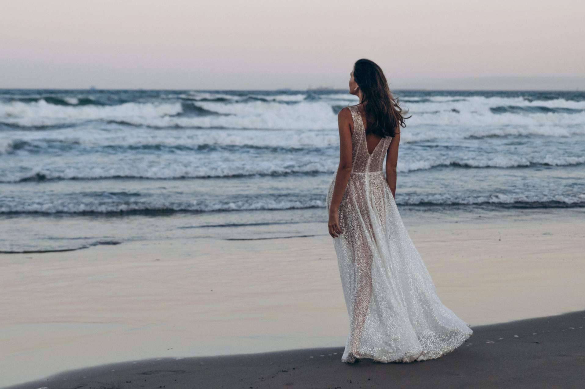 Lazita Couture, una marca de vestidos creada por una diseñadora de moda influenciada por los viajes y el amor