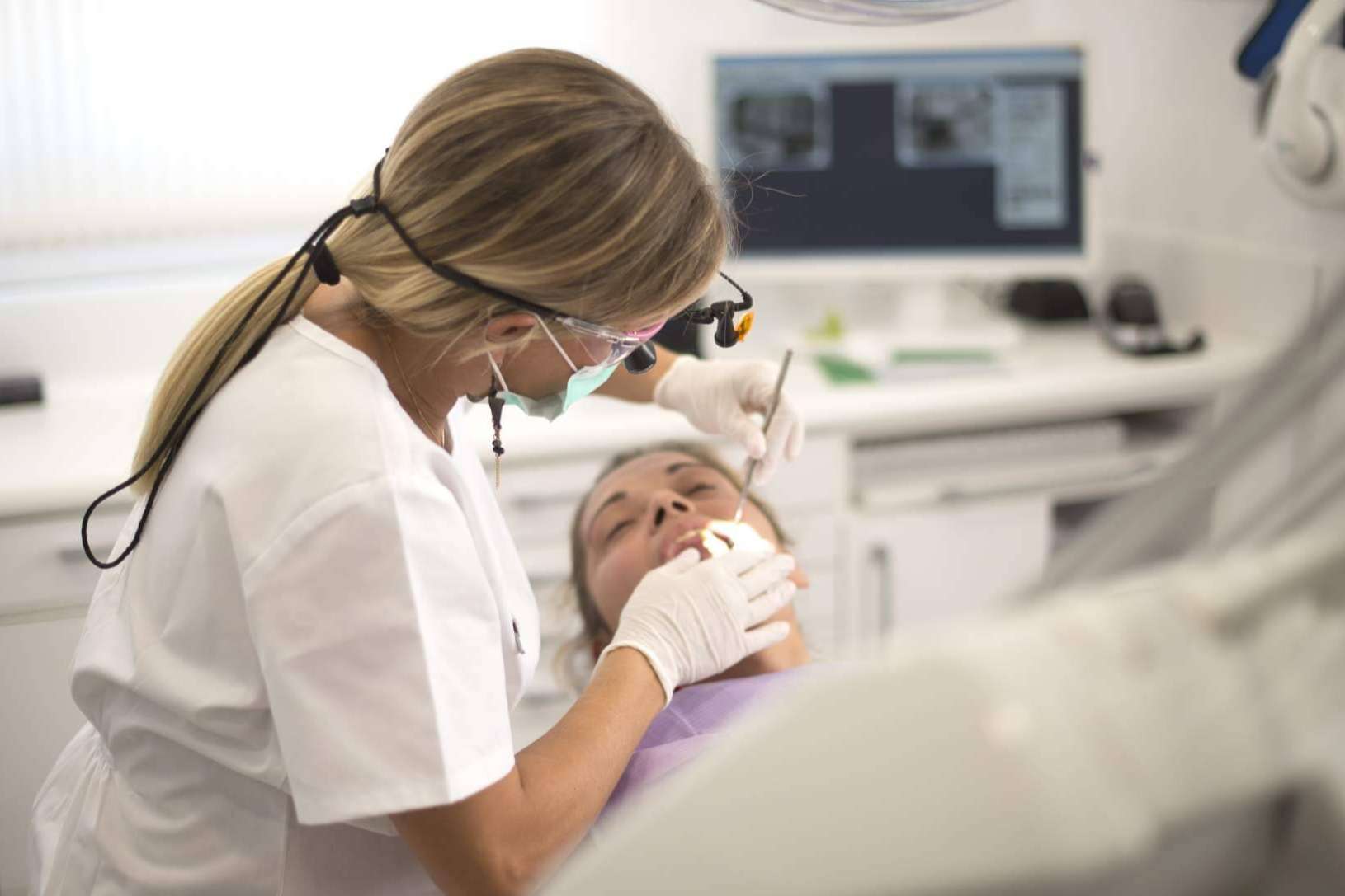 Tratamientos de estética dental con financiación a medida en Clínica Dental Calident