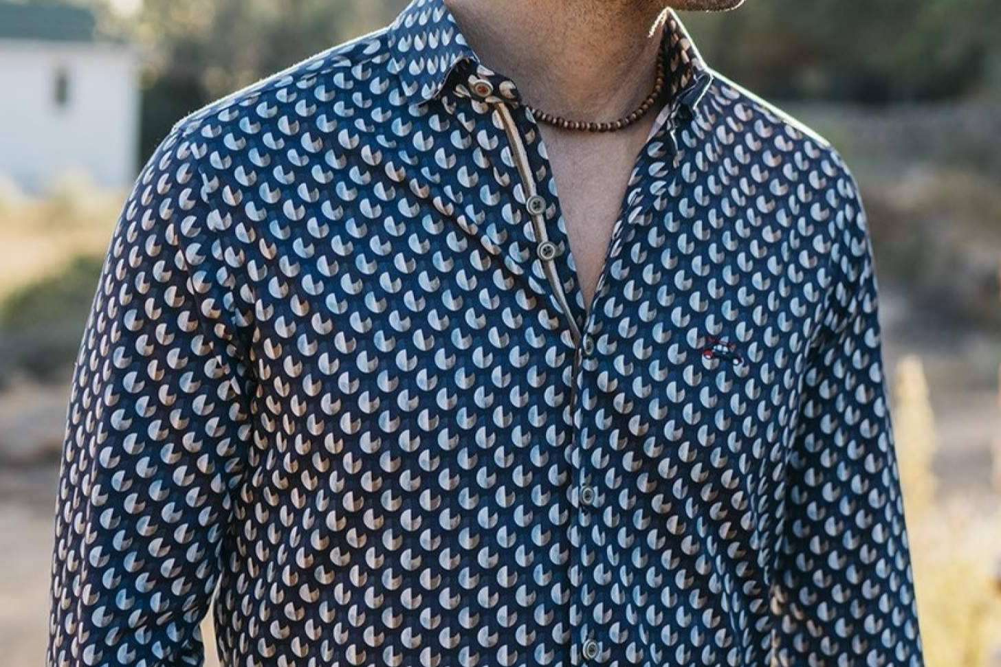 Camisas hotsell estampadas hombre