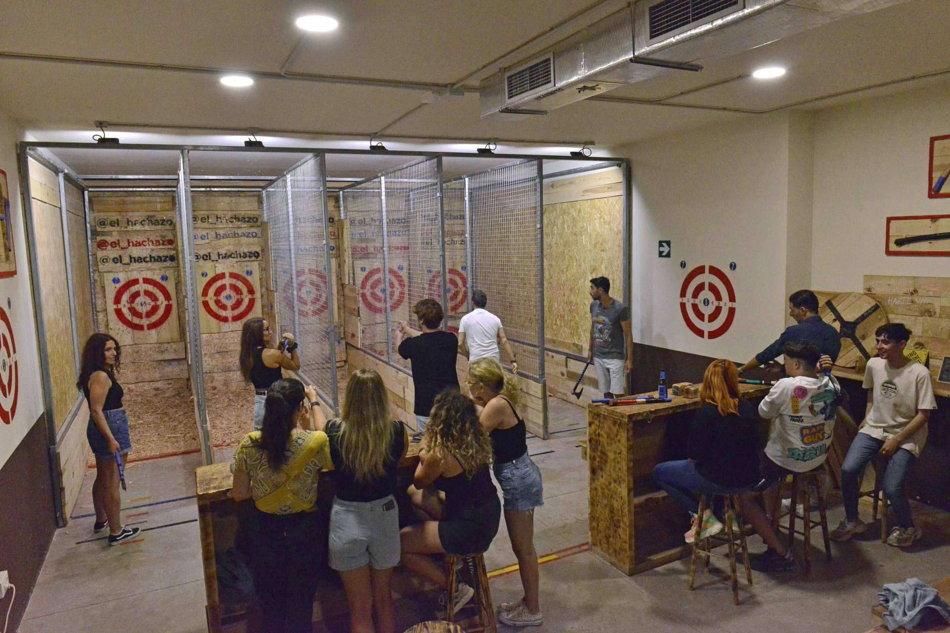 El Hachazo abre un nuevo local de ocio en Murcia