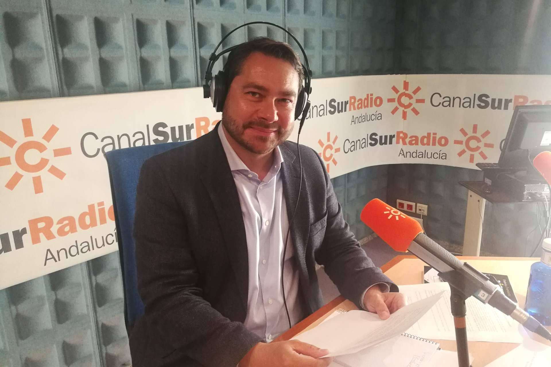 Entrevista a D. Ángel González, director de NOÁTICA Programadores Informáticos sobre cómo mejoran las ventas de equipos comerciales con las centralitas Smart IP