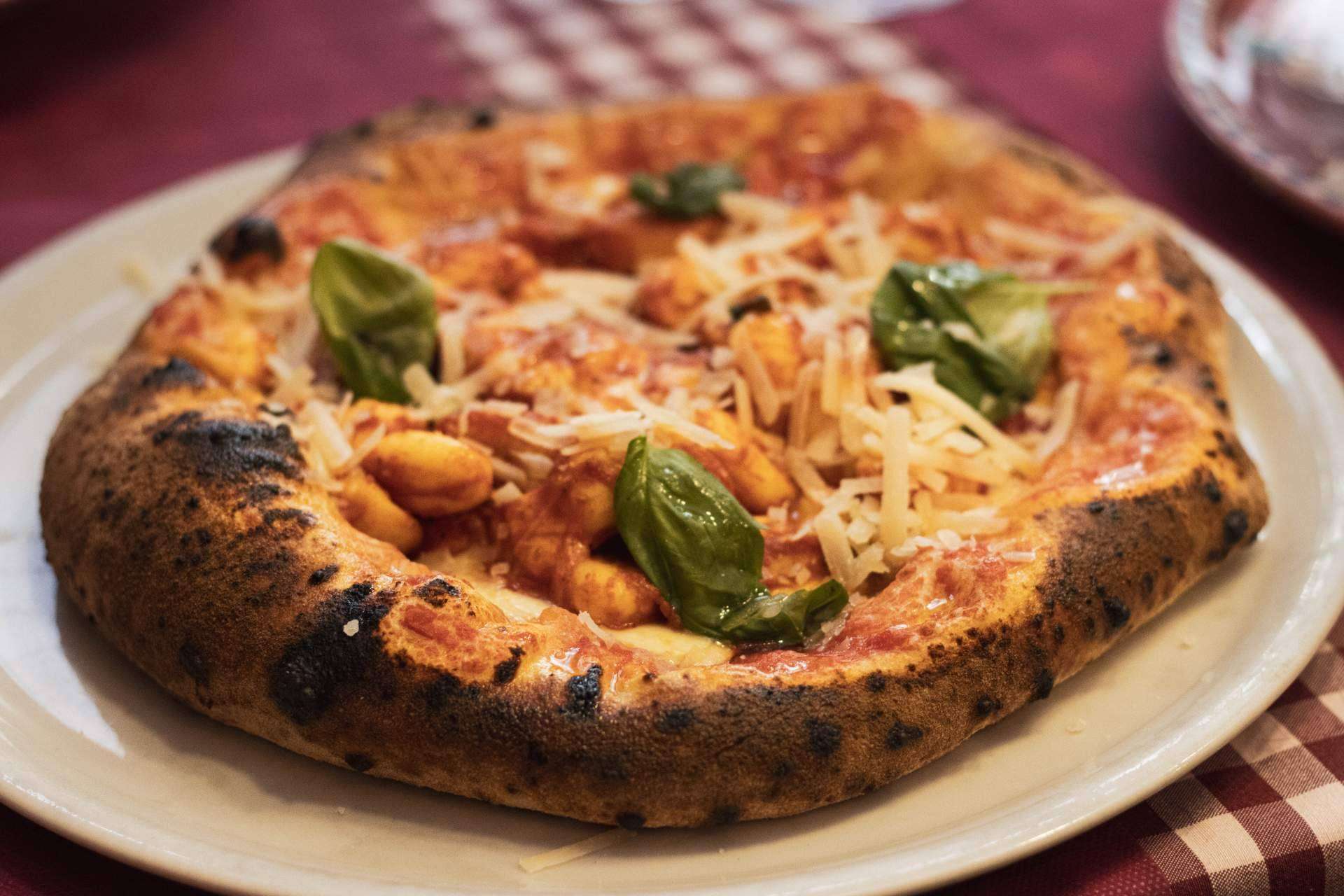 ¿Cómo encontrar una pizzería napolitana en Barcelona?, Spaccanapoli