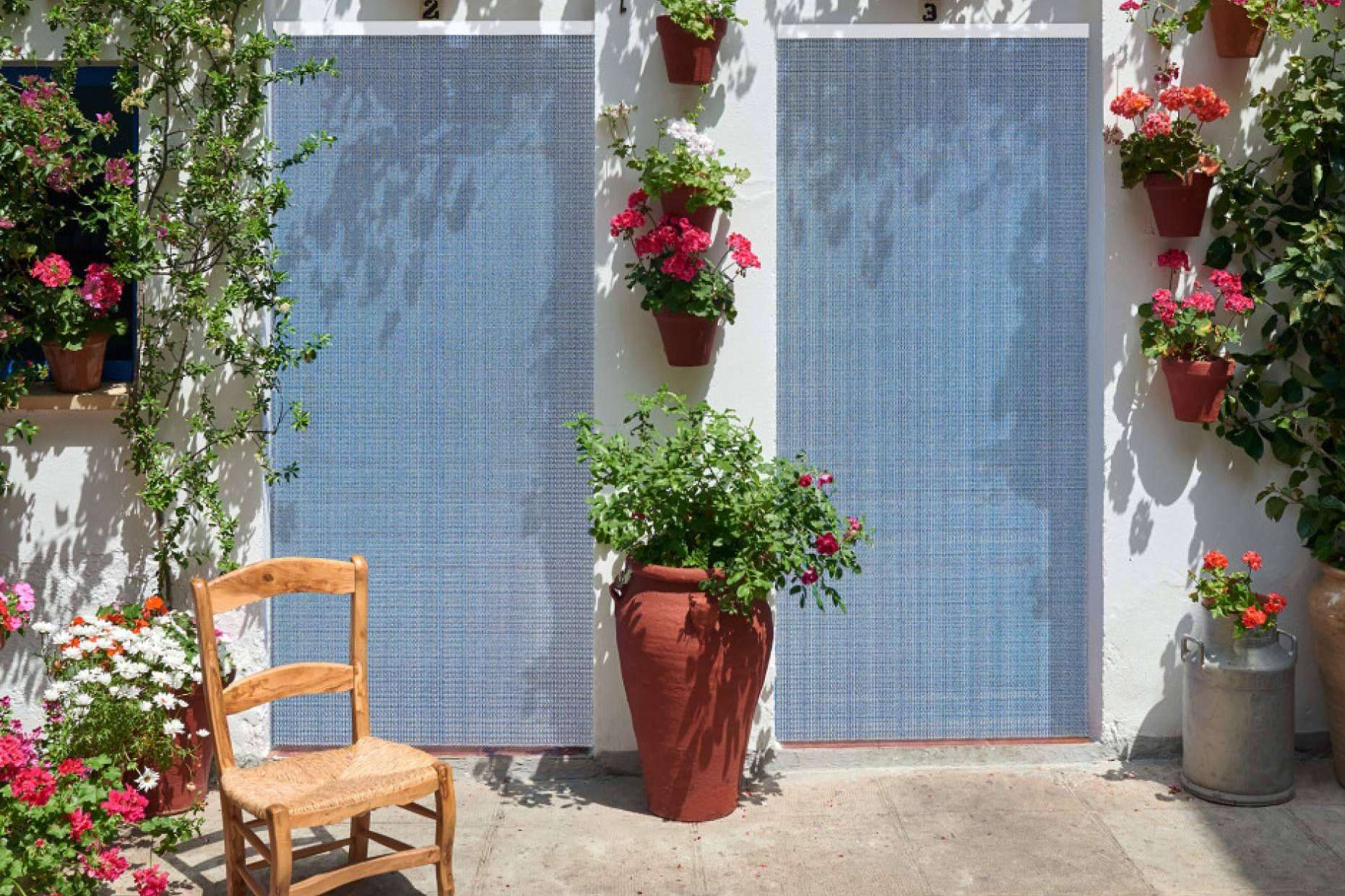 Cortinas antimoscas, la solución decorativa y económica que ofrece Mosquiteras Baratas para impedir la entrada de insectos
