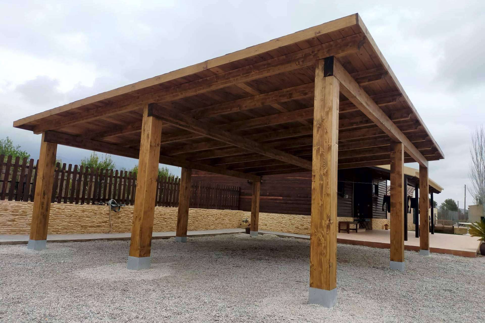 Conseguir pérgolas de madera en Proftek