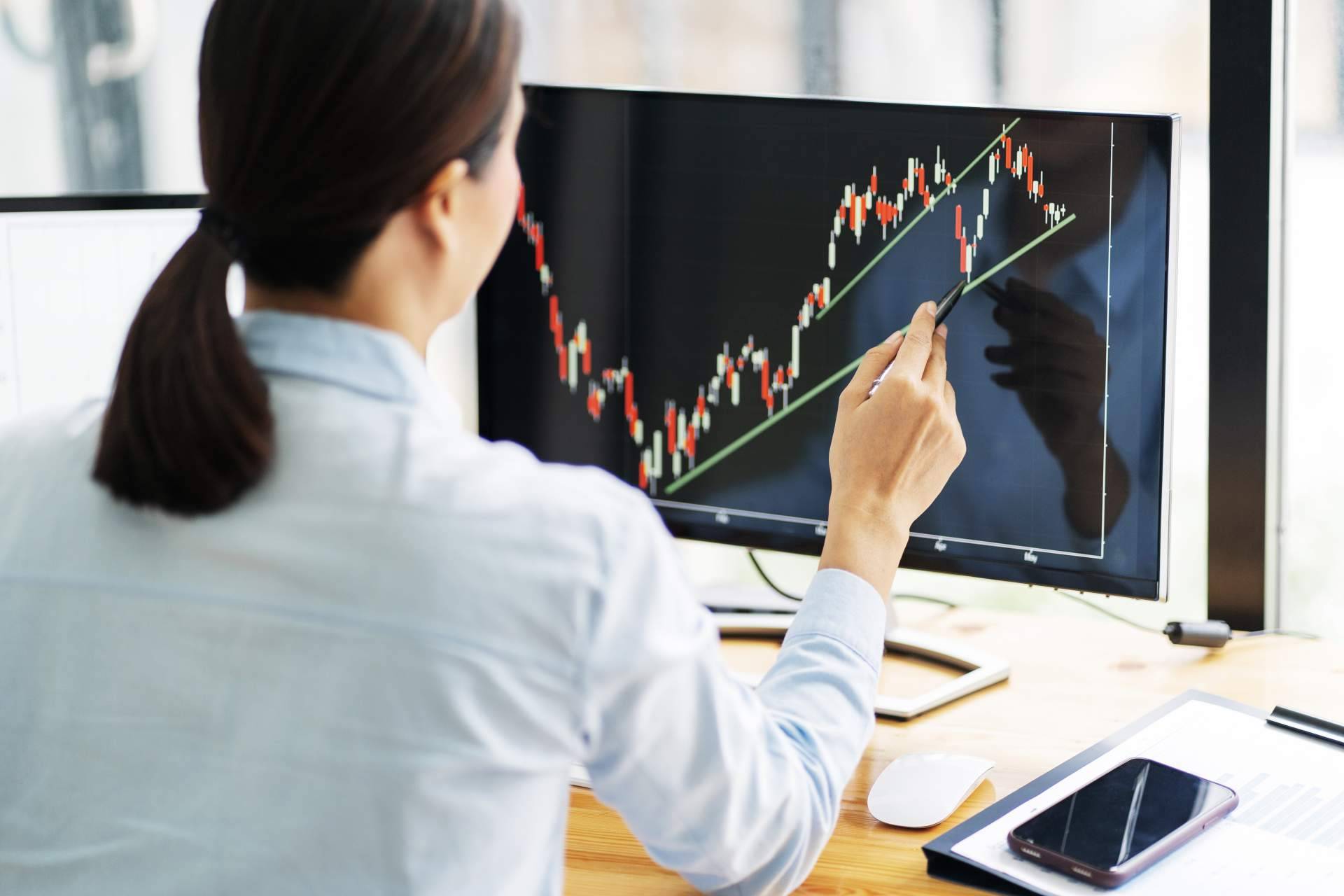 Aprender a leer los signos del trading institucional con el curso Rompimiento en la Zona Mastery