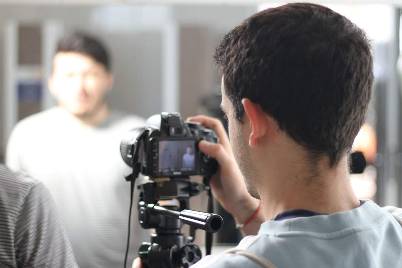 ¿Qué importancia tiene el contenido audiovisual en las redes sociales de la empresa?