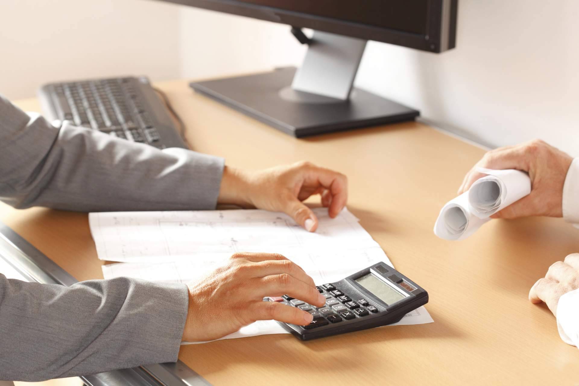 Empresas al día gracias a la asesoría fiscal de HORUS Firm en Barcelona