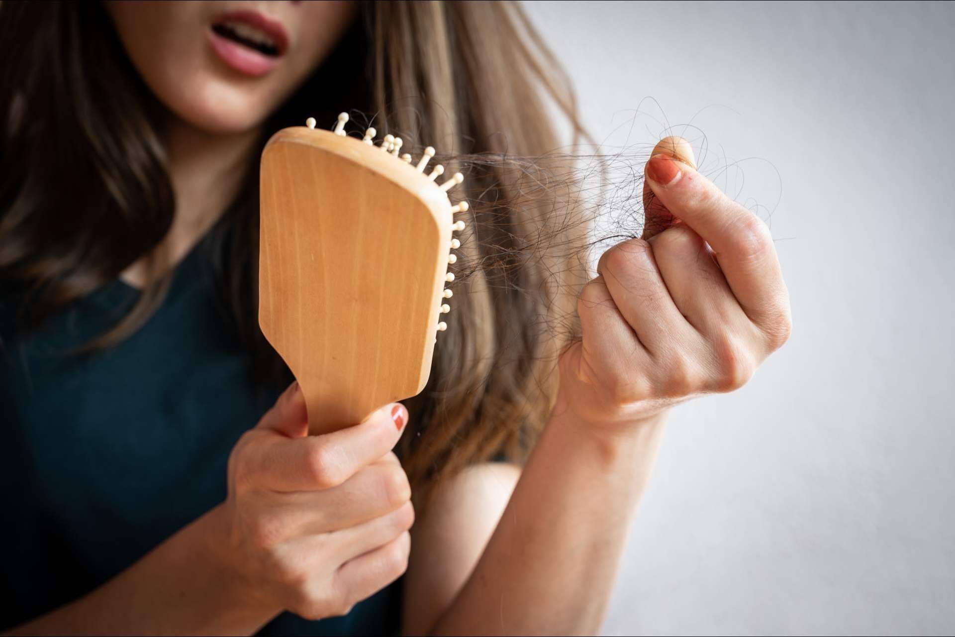 ¿A qué se debe la sequedad de la piel y la caída de cabello en otoño? Géomer