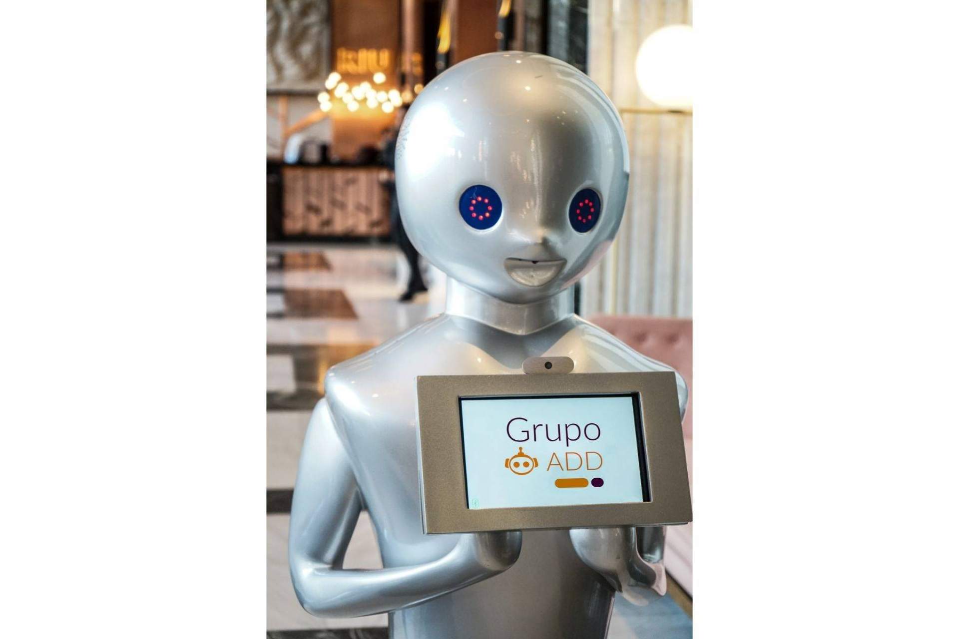 El robot recepcionista, entre la oferta de soluciones tecnológicas innovadoras de Futura Vive